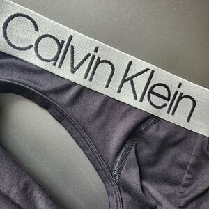 Men's CALVIN KLEIN Black Low Rise Briefs Medium